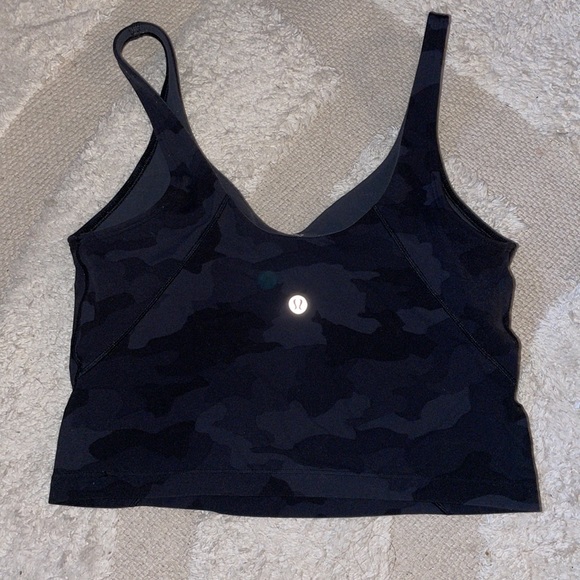 Lululemon camo sports bra - Picture 2 of 2